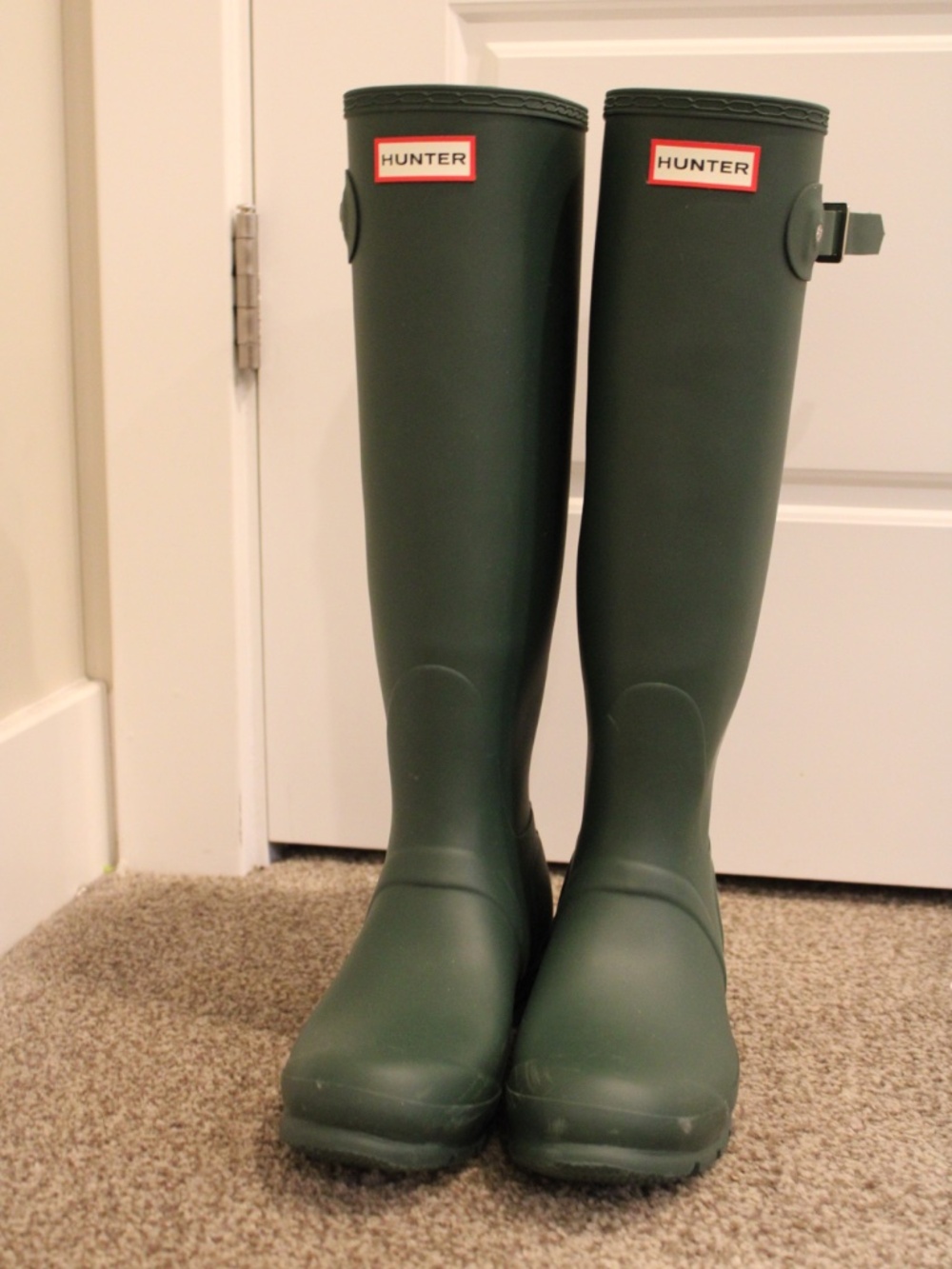 Women's Rain Boots (Size 8)